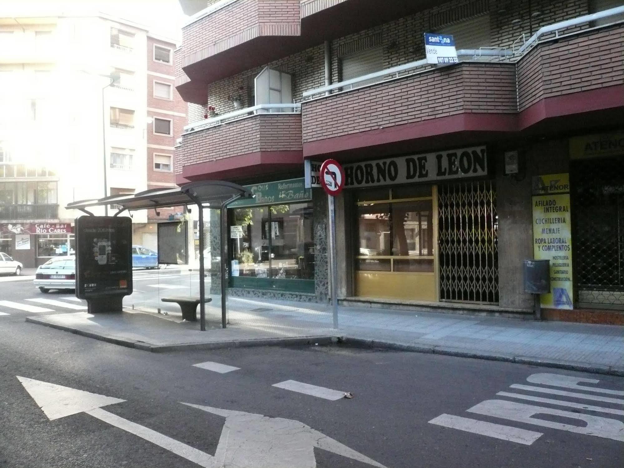 Apartamentos León Zewnętrze zdjęcie